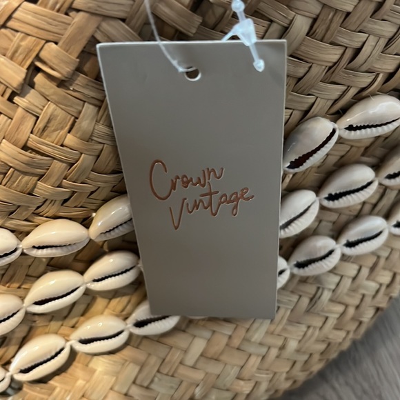 Beachy Boho purse NWT from crown vintage - Picture 8 of 8